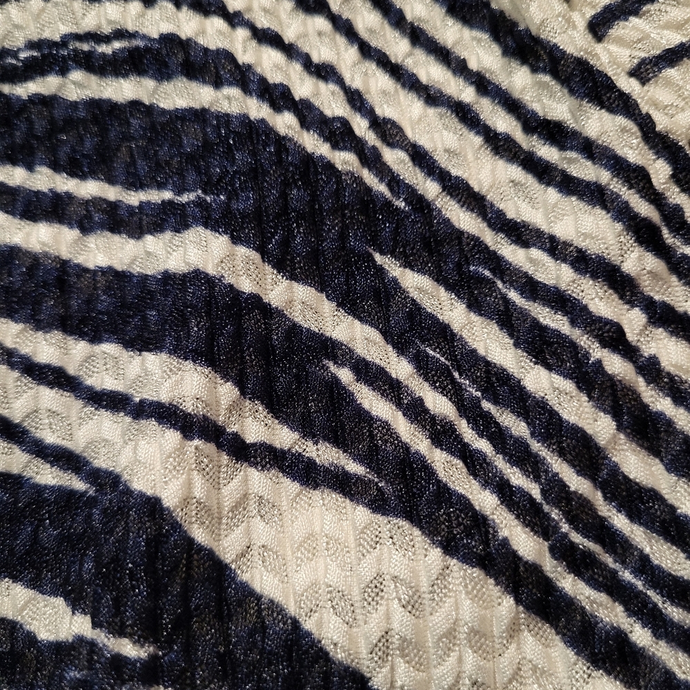 Cardigan - Picture 3 of 5